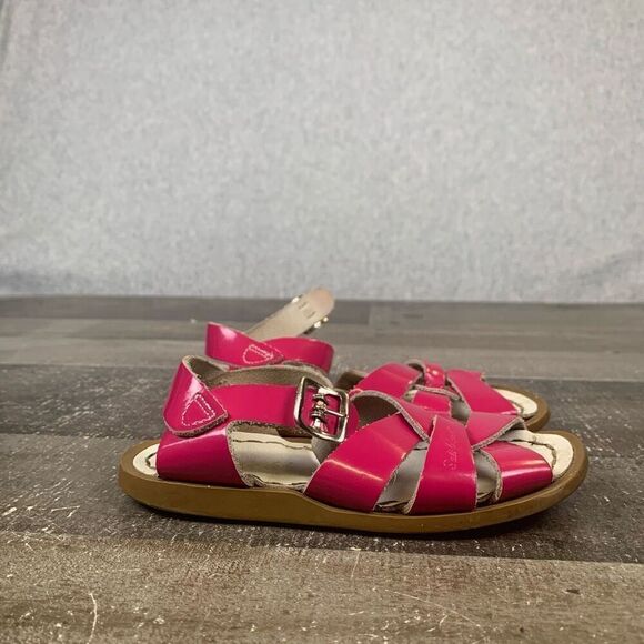 Salt Water Hoy Little Girls Size 8 Patent Leather Flat Strappy Sandals Hot Pink - Picture 1 of 10